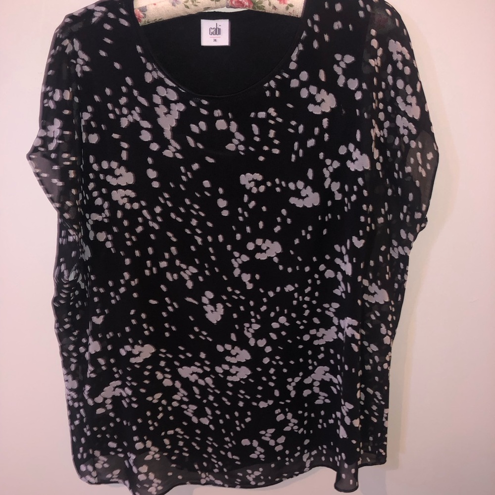 Cabi top